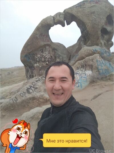  ,   Alehandro, 40 ,  