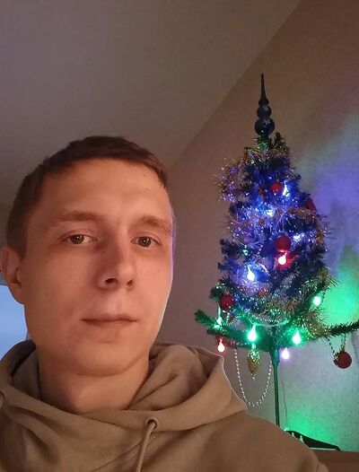  ,   Alexei, 32 ,   ,   , c , 