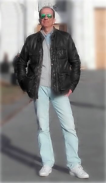  ,   Stelio, 49 ,   ,   