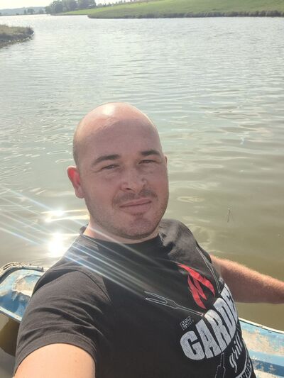  ,   Victor, 30 ,   ,   