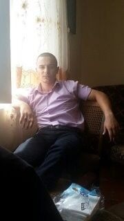  ,   Narek, 30 ,   