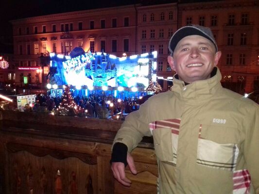  ,   Ivan, 34 ,   