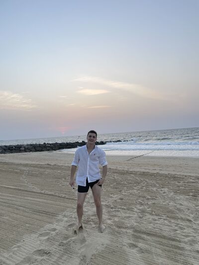  ,   Grisha, 23 ,   ,   