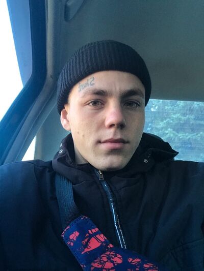  Soho,   Alexander, 21 ,   ,   