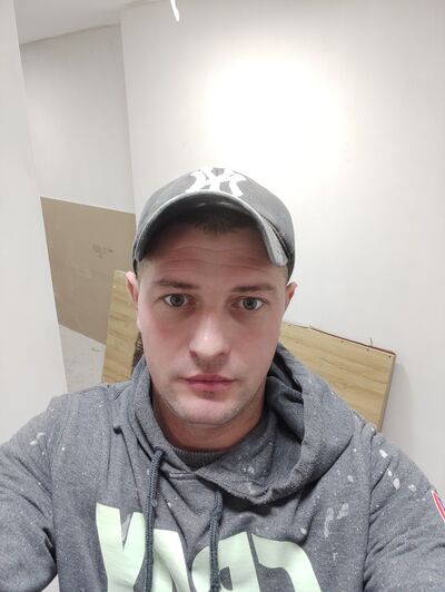  ,   Sergiu, 38 ,   ,   