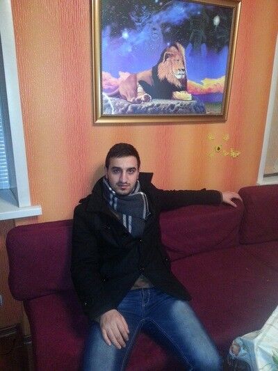  ,   Ali, 31 ,   ,   , c 
