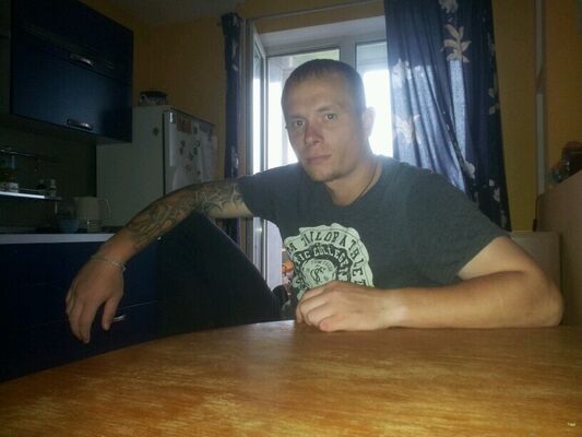  ,   Maks, 41 ,   ,   , c 