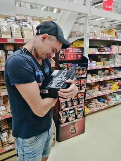  ,   Artem, 26 ,   ,   