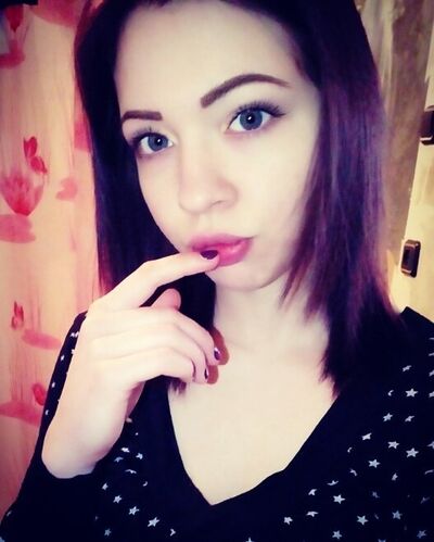  ,   Karina, 26 ,  