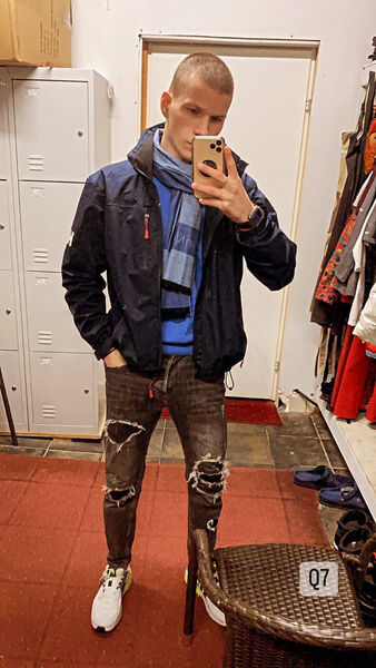  ,   Daniil, 25 ,   ,   