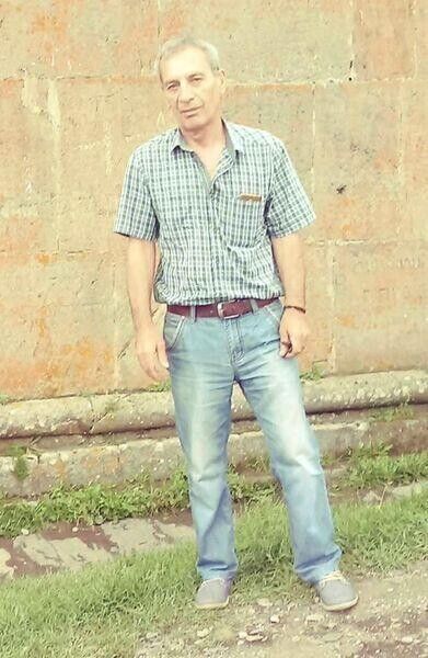  21530495  Nik, 61 ,    