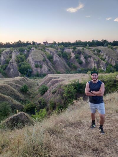  ,   Dima, 32 ,  