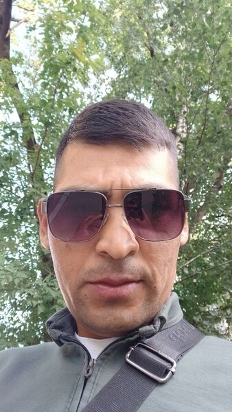  ,   Ruslan, 32 ,   ,   