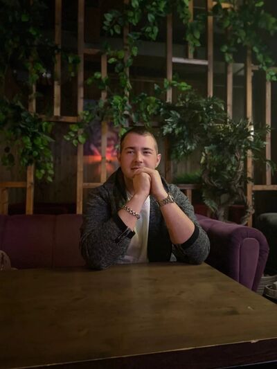  ,   Sergey, 31 ,   