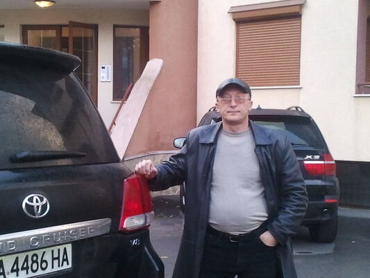  ,   Andrey, 56 ,     , c , 