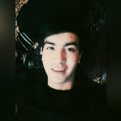  ,   Azar, 33 ,   