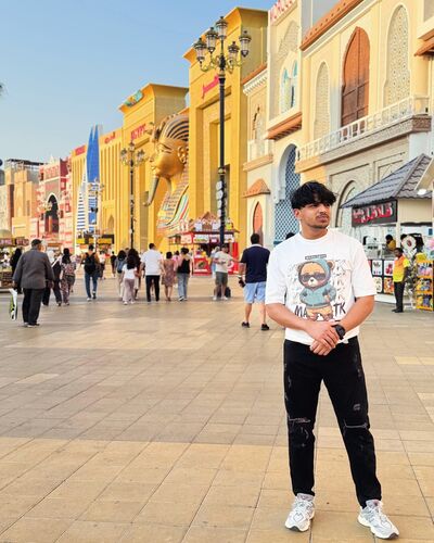  ,   Nishan, 27 ,   ,   
