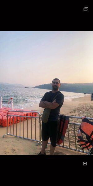  ,   Sher, 33 ,   ,   