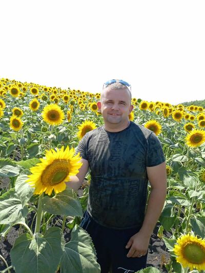  ,   Oleg, 33 ,   ,   , c 