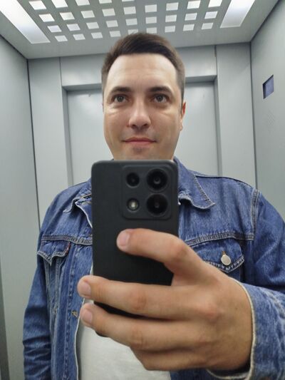  ,   Denis, 30 ,   ,   