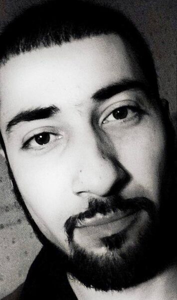  ,   Enzo, 40 ,   ,   , c 