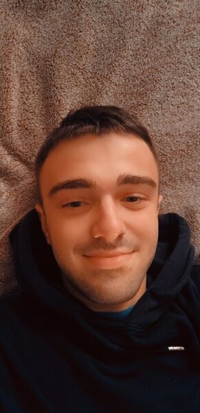  ,   Artiom, 27 ,   ,   