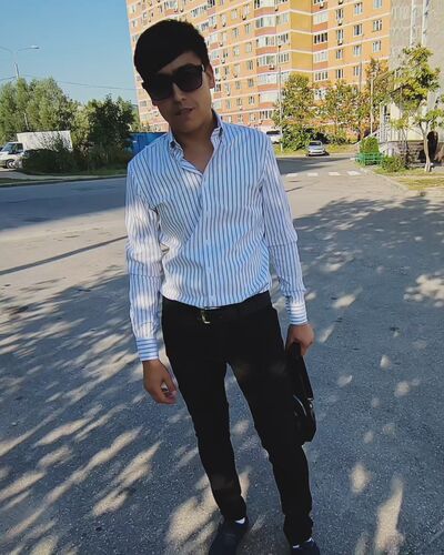  ,   Ulugbek, 33 ,   ,   , c 