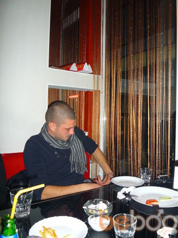  ,   Max, 42 ,   