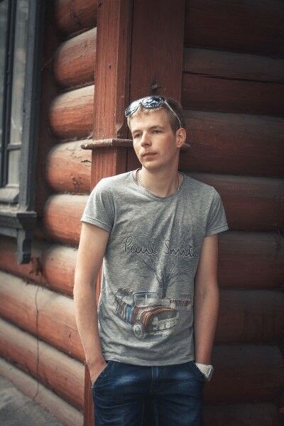  ,   Dmitriy, 32 ,   