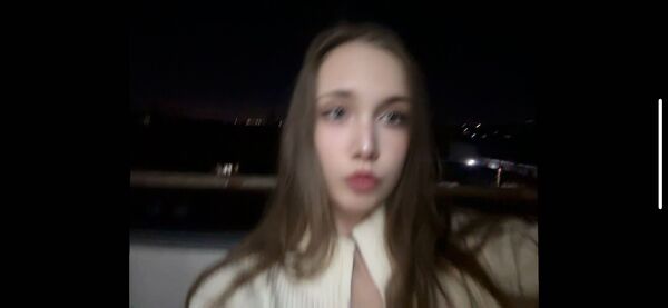  ,   Karina, 22 ,   ,   