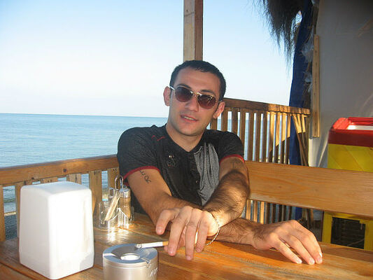  ,   Bacho, 30 ,   