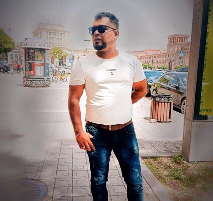  ,   Alex, 36 ,   c 