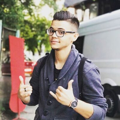 ,   George, 29 ,   