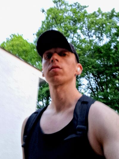  ,   Dima, 36 ,   ,   