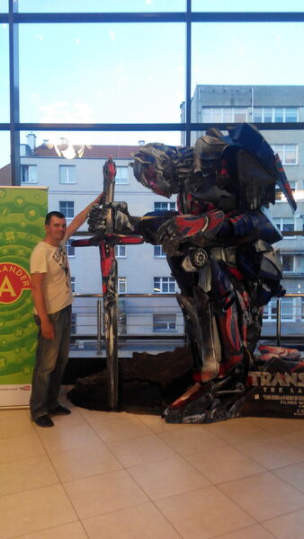  ,   Vasil, 48 ,   ,   , c 