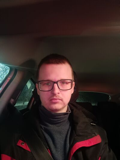  ,   Ivan, 28 ,   c 