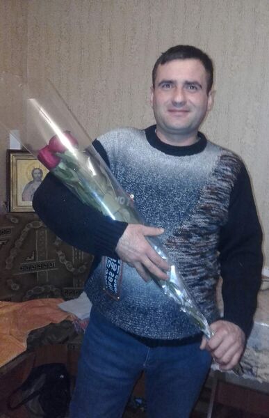  ,   Serghei, 42 ,   ,   , c 