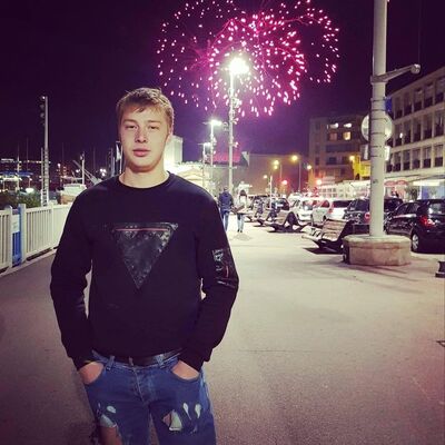 ,   Kostel, 28 ,   ,   