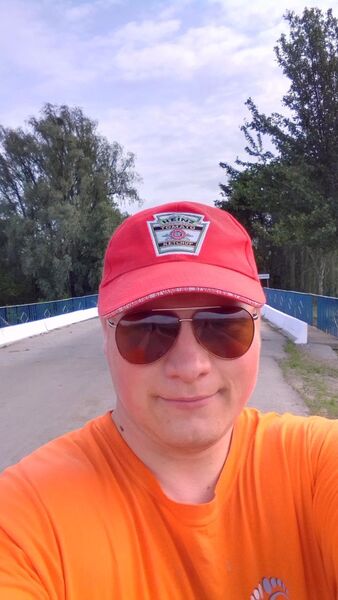  ,   Sergei, 26 ,   c 