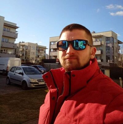  Warszawa,   Warjat, 33 ,   
