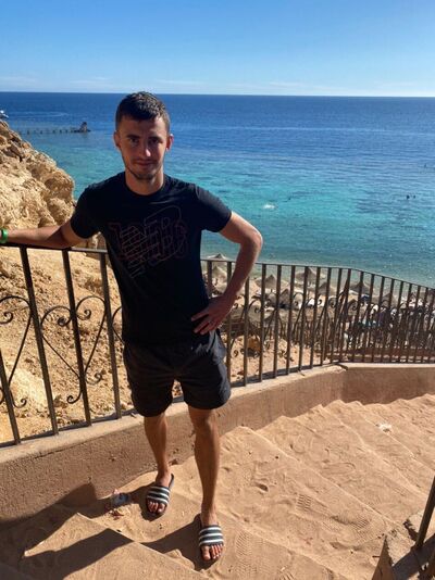  Celakovice,   Andriy, 30 ,   ,   