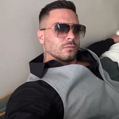 ,   Bojan, 32 ,   ,   