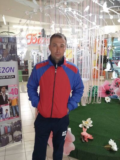  ,   Aleksand, 40 ,  