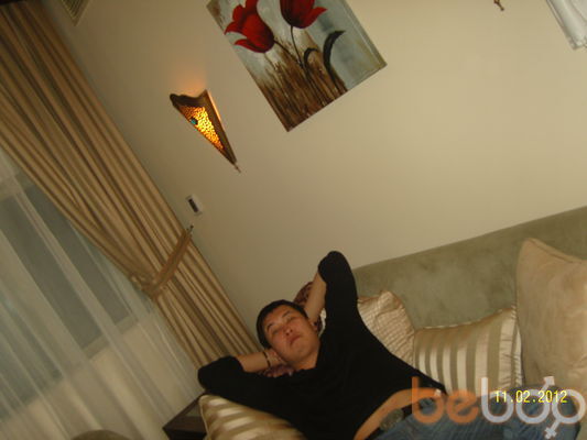  ,   Eduard, 43 ,  