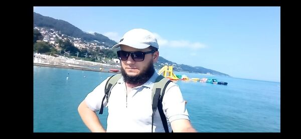  ,   Alisher, 42 ,   c 