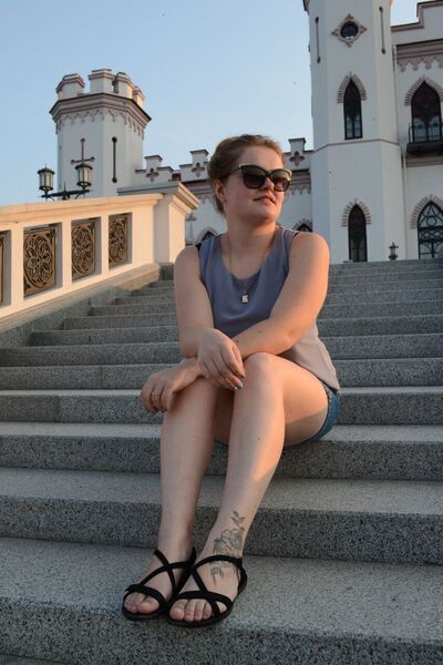  ,   Alexandra, 25 ,   ,   