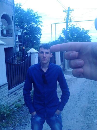  ,   Cristi, 30 ,   