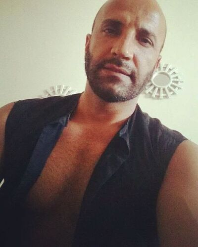  ,   Maksim, 32 ,   ,   , c 