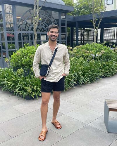  ,   Alexander, 44 ,     , c 