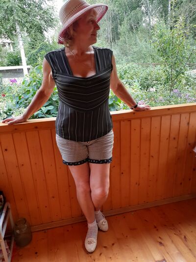    ,   , 70 ,   c 
